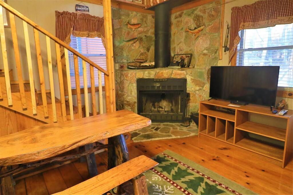 Cute Cabin Creek & Firepit #12 Helen Exterior photo